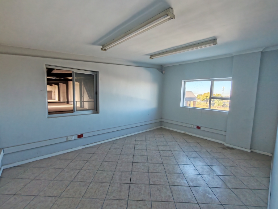 To Let Commercial Property for Rent in Somerset West Business Park Western Cape